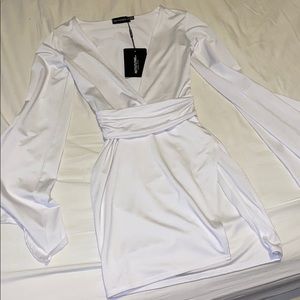 Beautiful Mini White Dress 🤍
